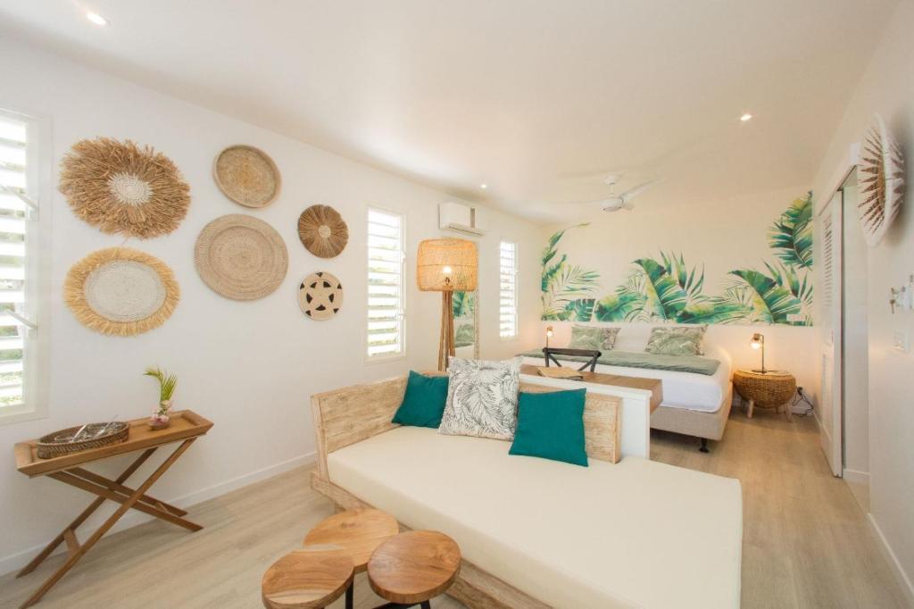 Bungalow with Sea View