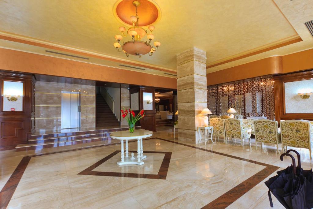 Hotel Roman by Dumbrava photo