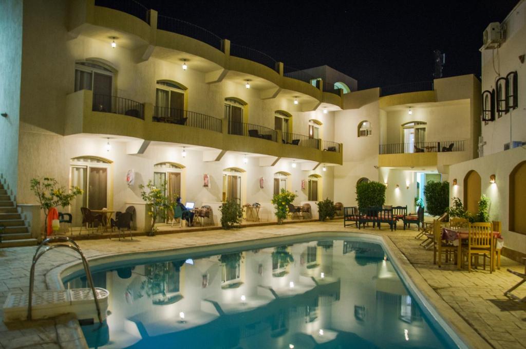 New Yalla Hotel — Hotel in Dahab