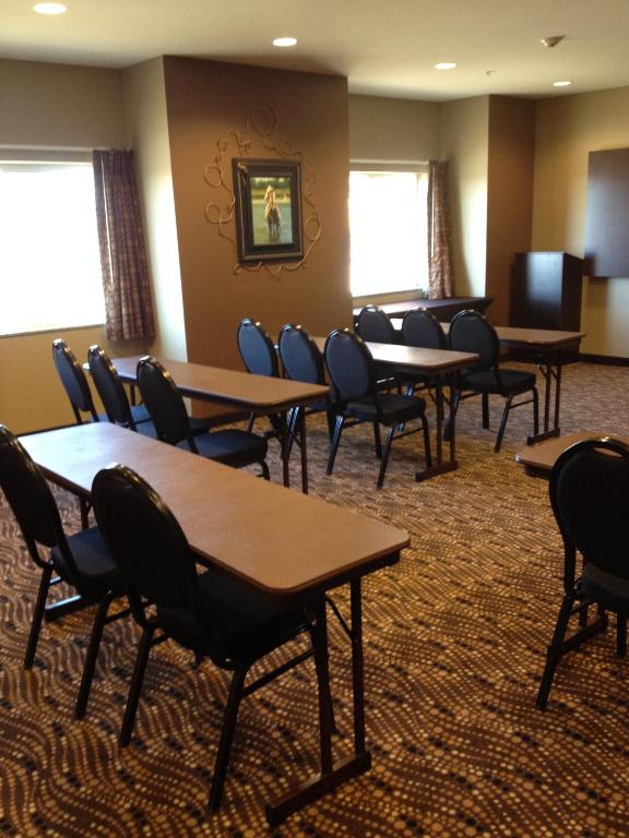 Microtel Inn & Suites By Wyndham Sidney Photo 26