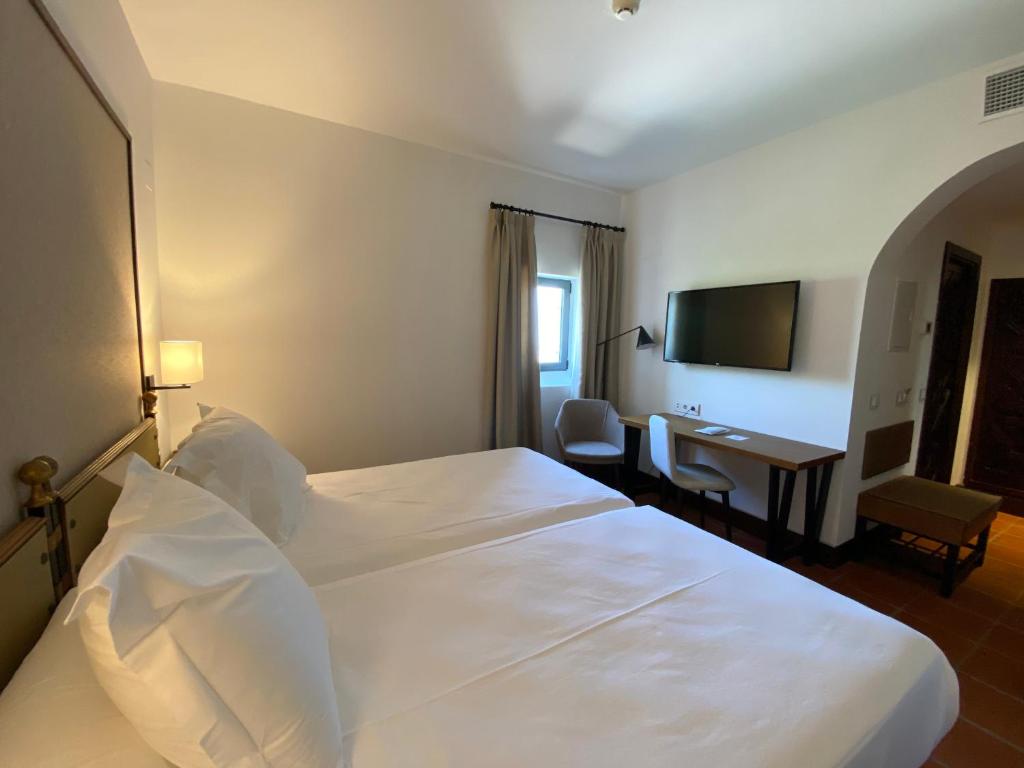 Parador de Jaen photo