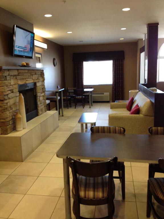 Microtel Inn & Suites By Wyndham Sidney Photo 31
