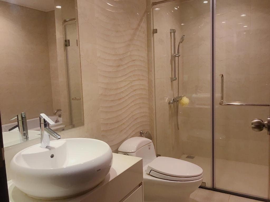 VINHOMES-ALICE APARTMENT photo