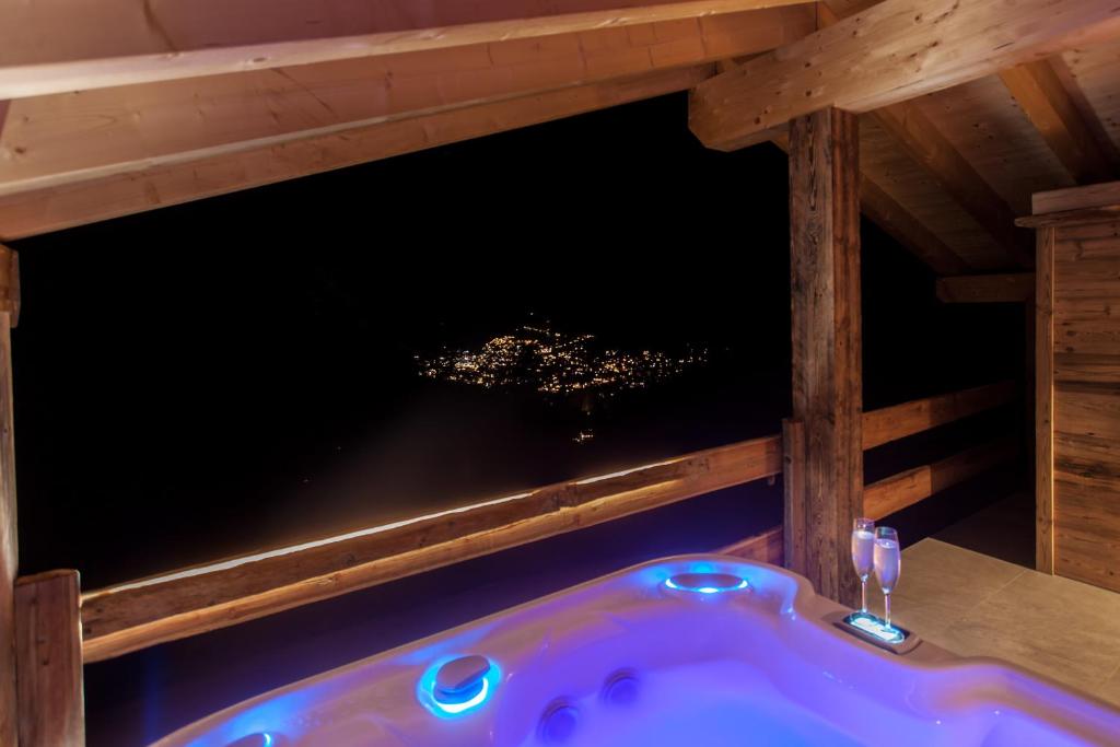Mountain Chalet 4 You only for 2, private wellness, for a romantic honeymoon - 5