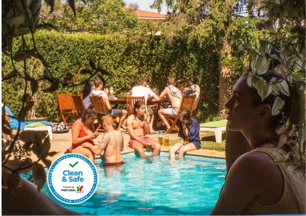 Nice Way Cascais Hostel &amp; Surf Camp — Hotel in Cascais