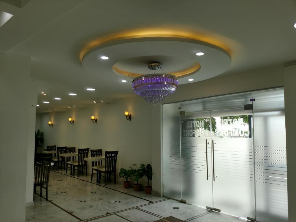 Hotel Comfort INN (R) — Hotel in Karachi