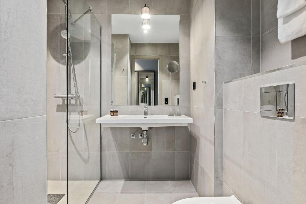 First Hotel Strand Photo 17