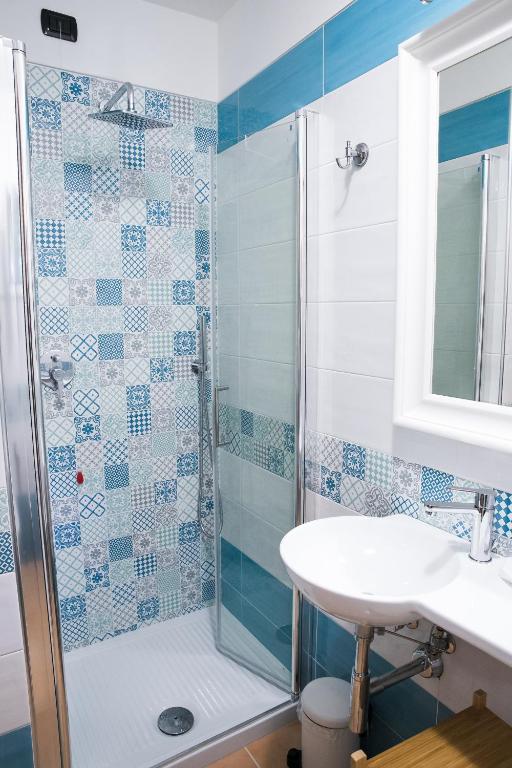 Vittoria Guest House Salerno photo