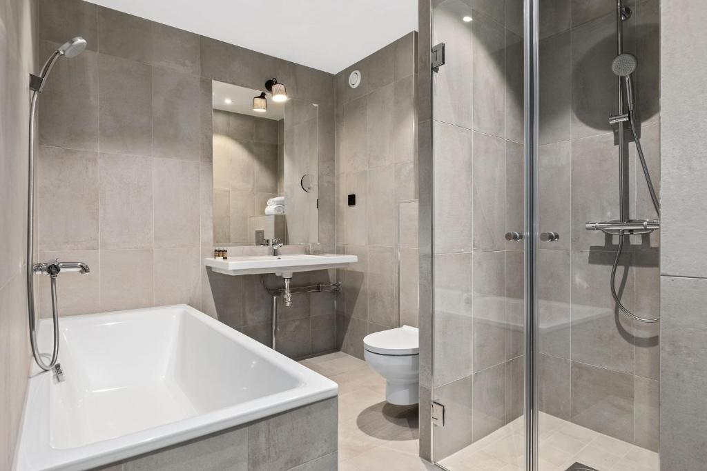 First Hotel Strand Photo 25