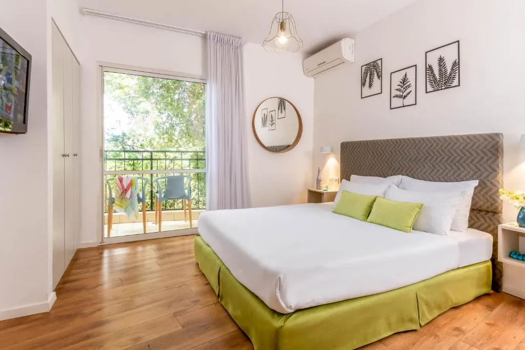 Travel Hotel Eilon, hotel in Elon