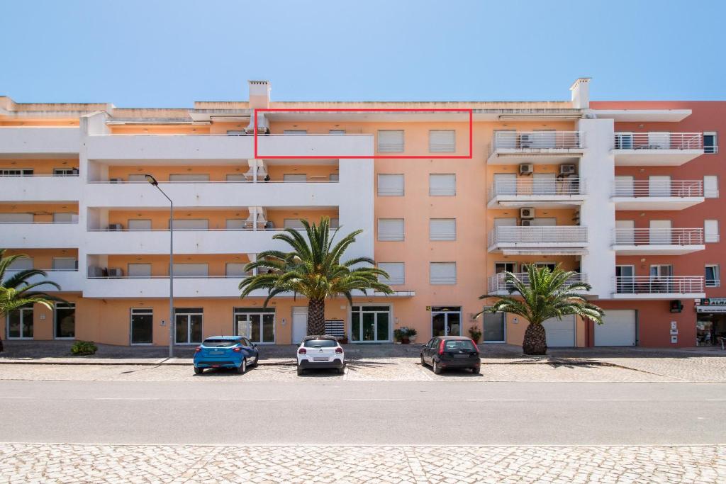 Golden Cliff Apartment photo