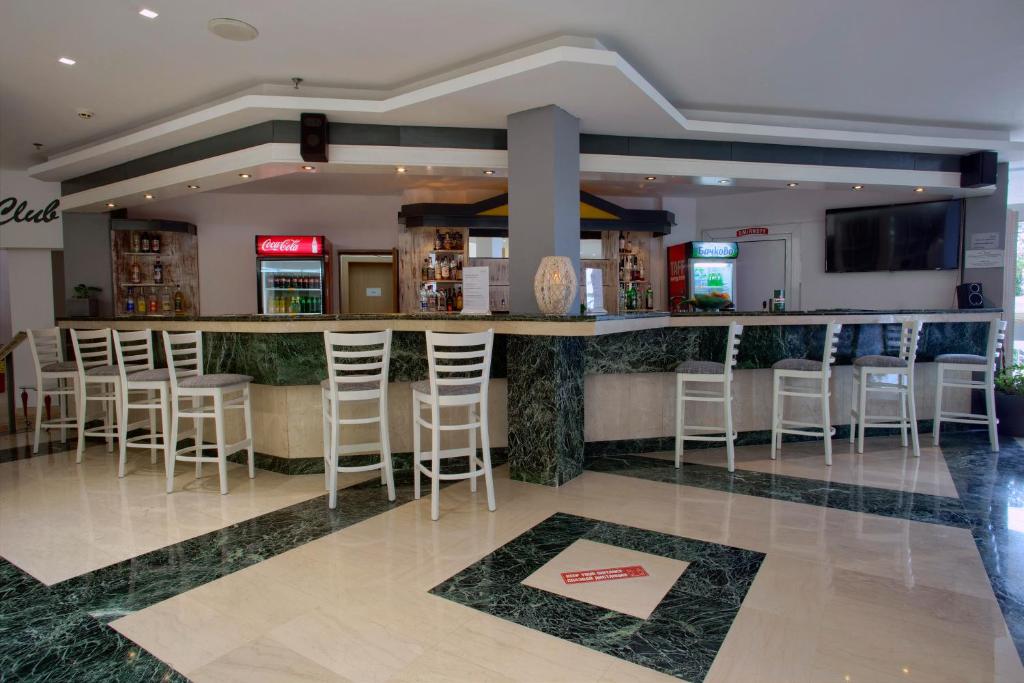 Luna Beach Hotel - All Inclusive — Restaurant & bars in Golden Sands, Varna Region