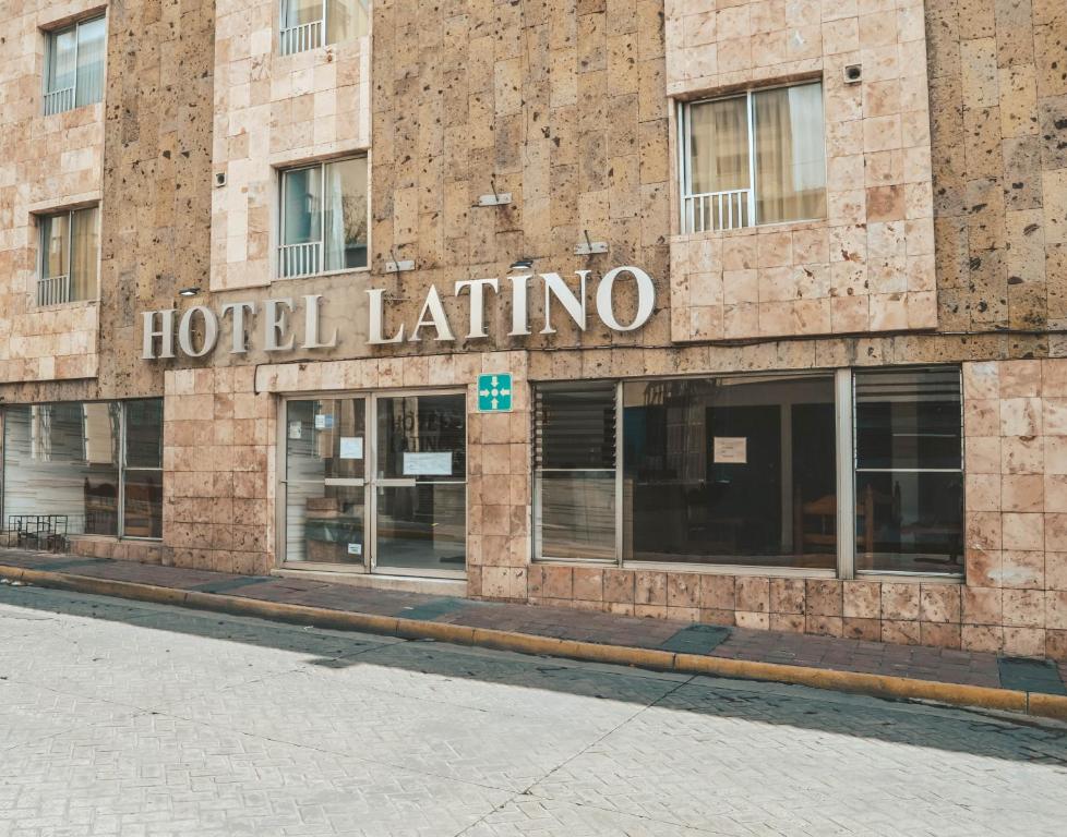 Hotel Latino - 3