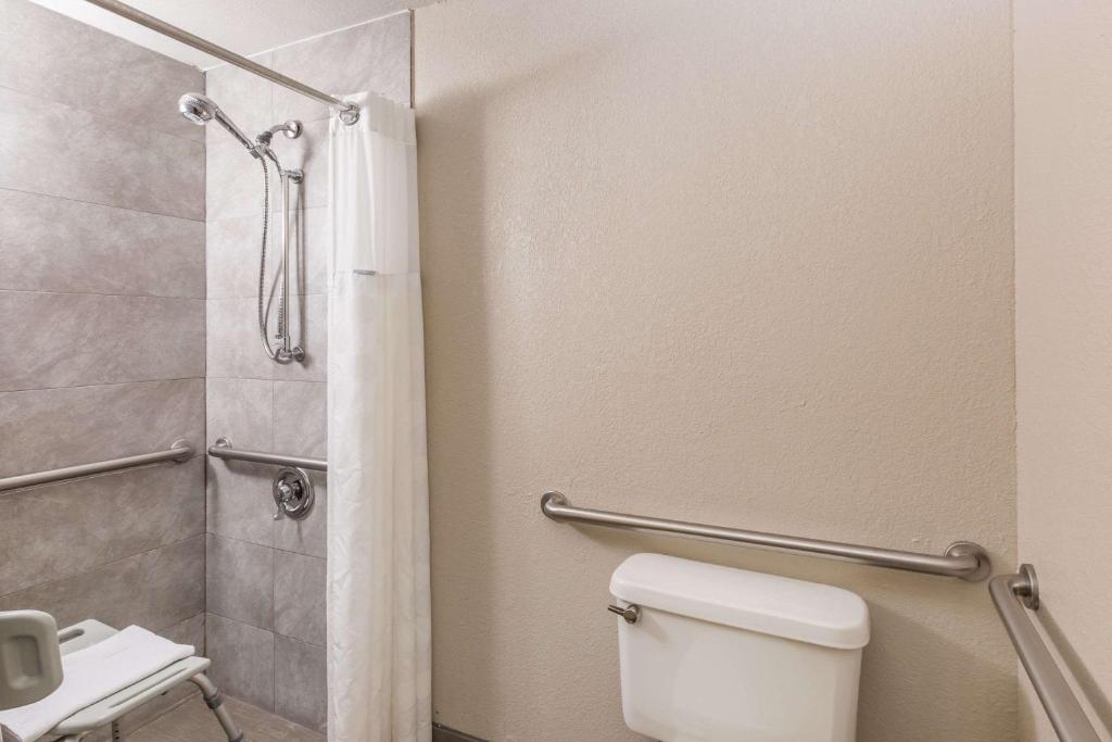 Ramada By Wyndham Platte City Kci Airport Photo 13