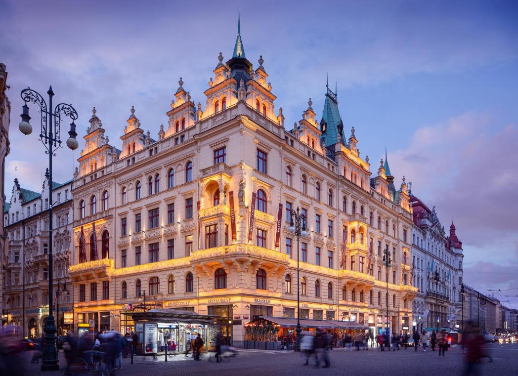 Exterior view, Hotel Kings Court in Prague