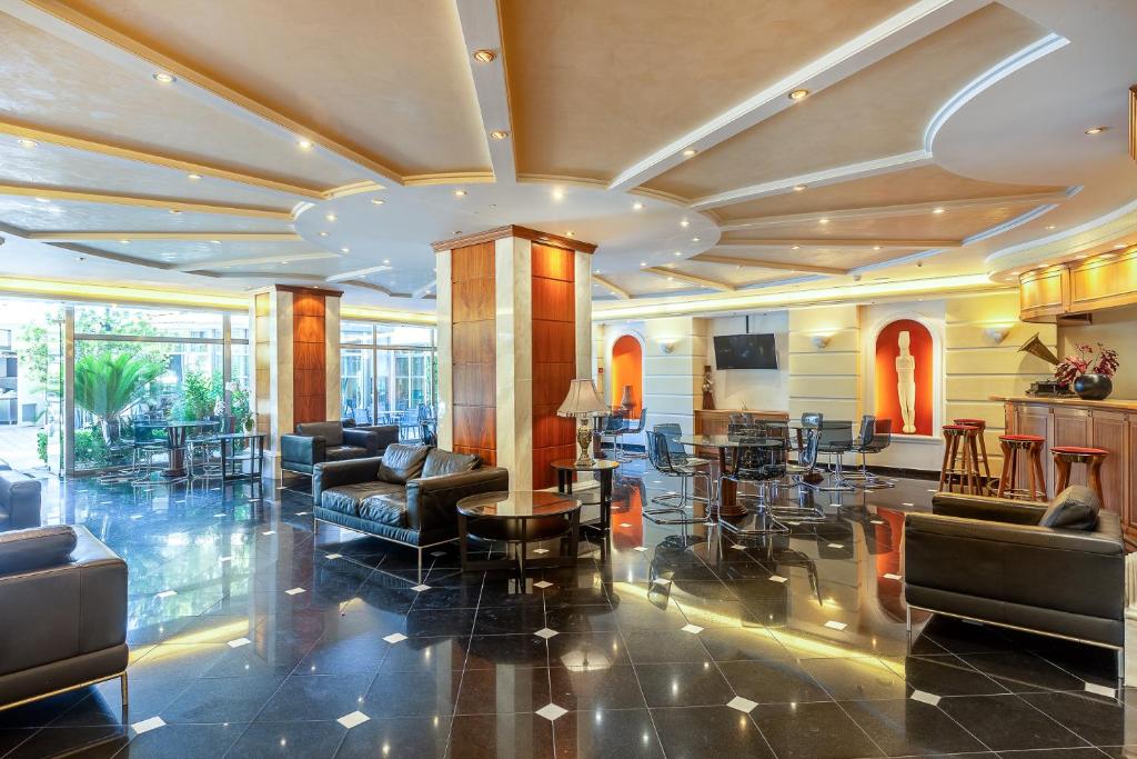 Oasis Hotel Apartments photo