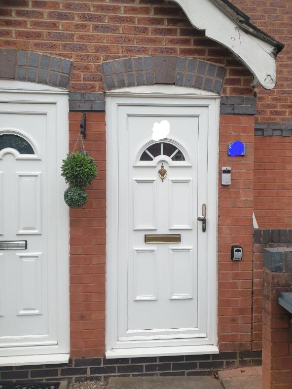 One Bedroom Apartment hosted Be More Homely Serviced Accommodation & Apartments Birmingham With X1 K photo