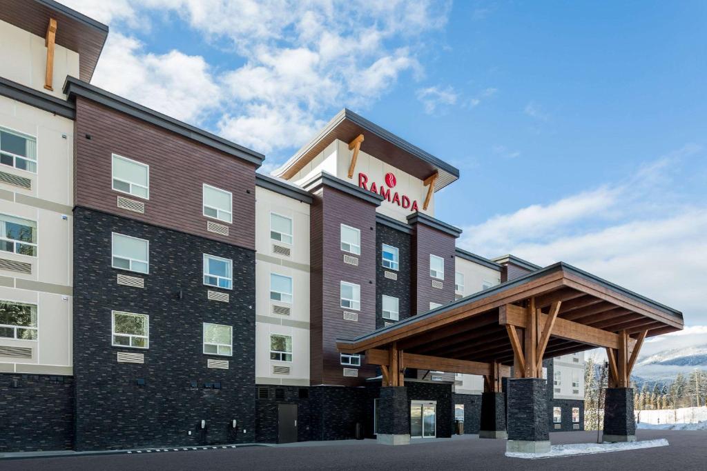 Ramada by Wyndham Revelstoke, Revelstoke