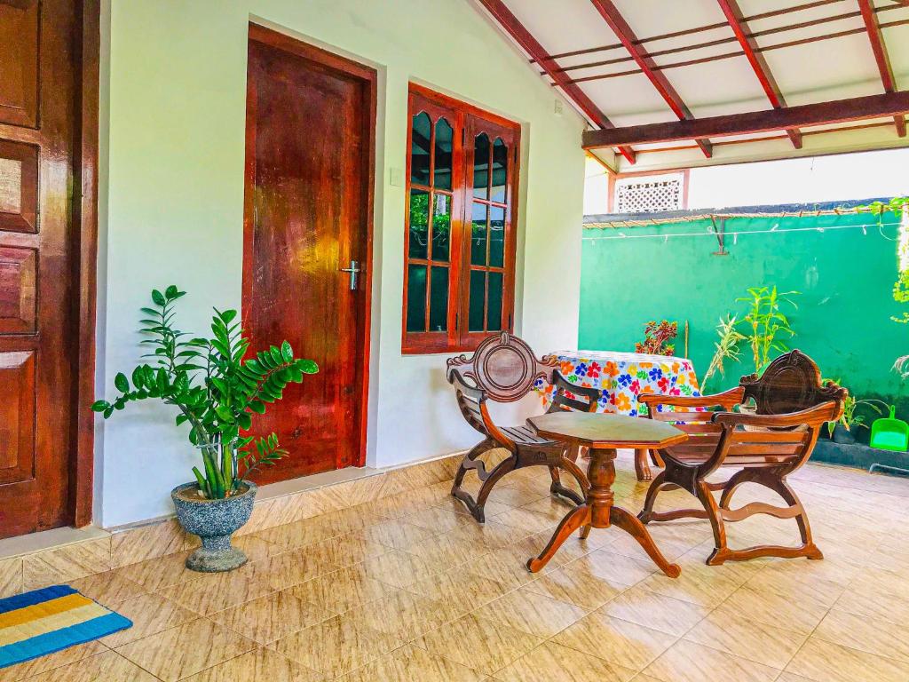 Sahana Sri Villa photo