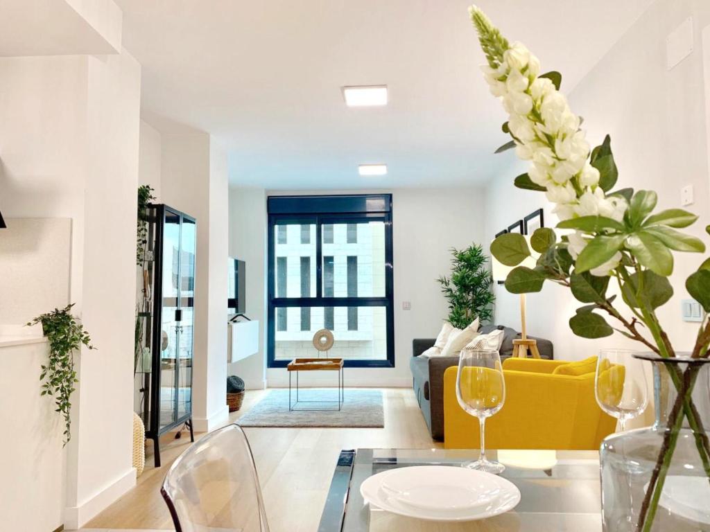 Elegant Beach Flat - 5