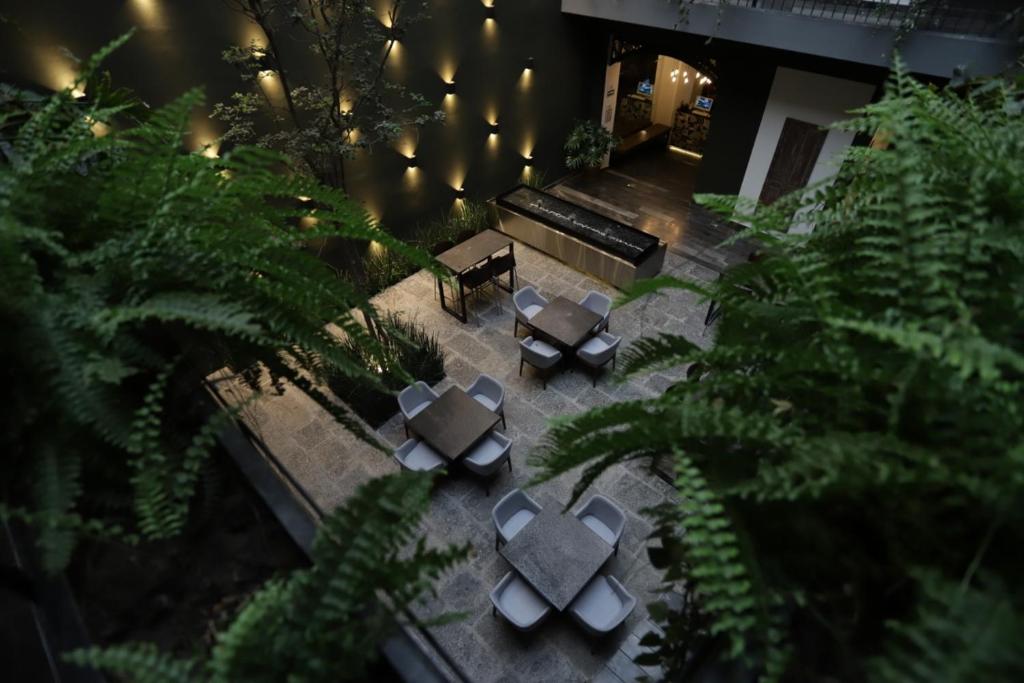 Hotel Isabel - 1