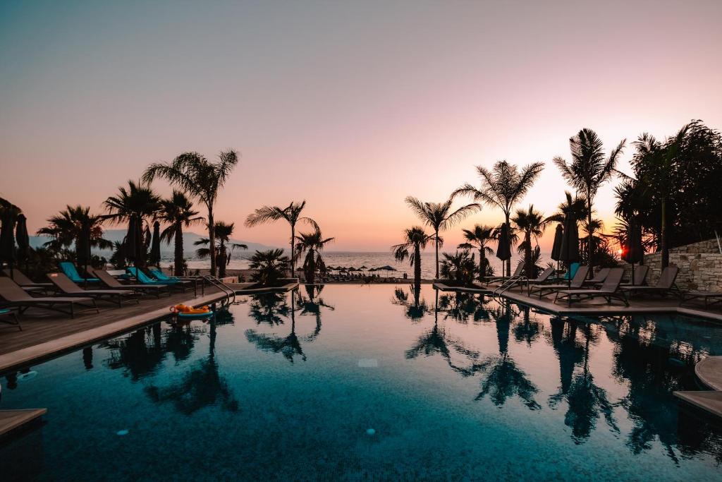 El Primero Hotel — Hotel in Saranda
