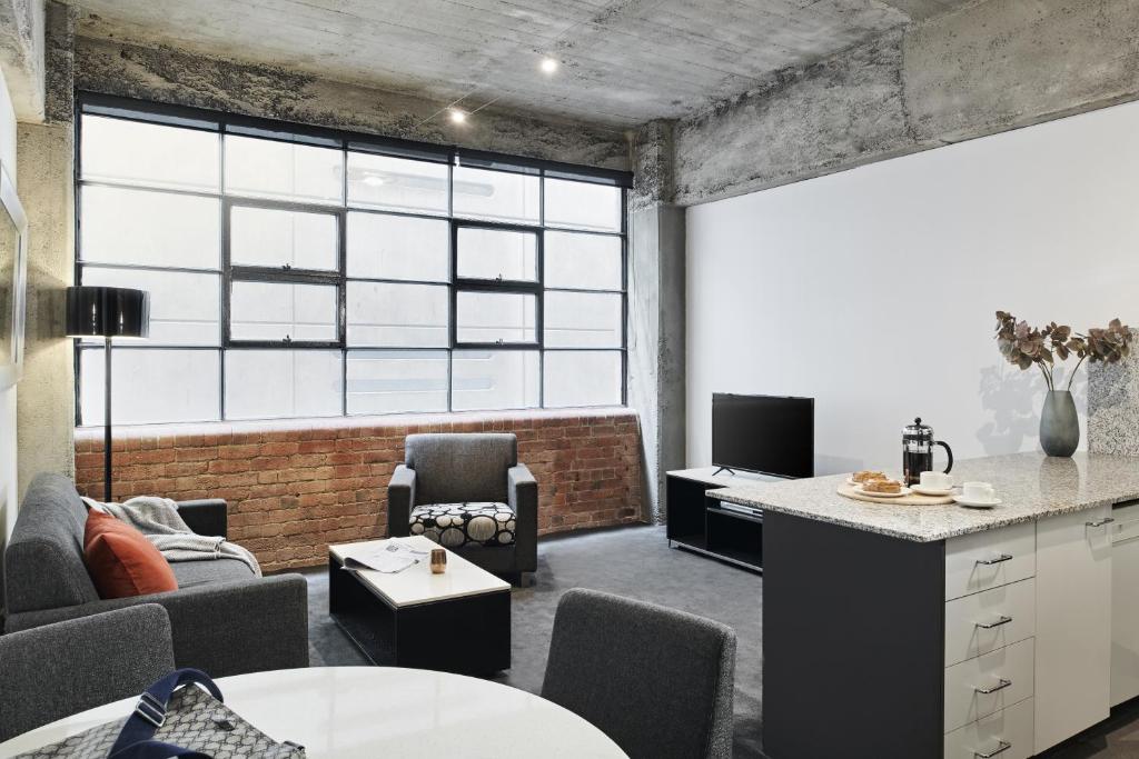 Punthill Apartment Hotels Manhattan photo