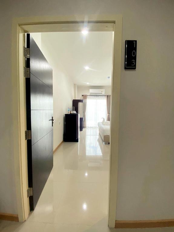 Re Riva, Ban Bang Bamru