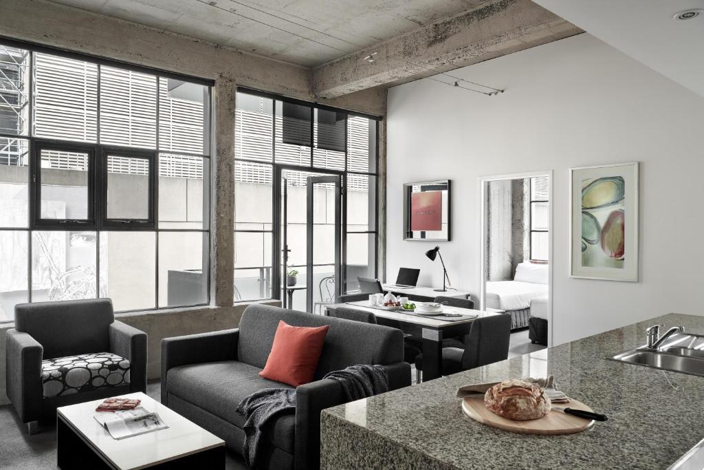 Punthill Apartment Hotels Manhattan photo