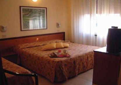 Hotel Moderno photo