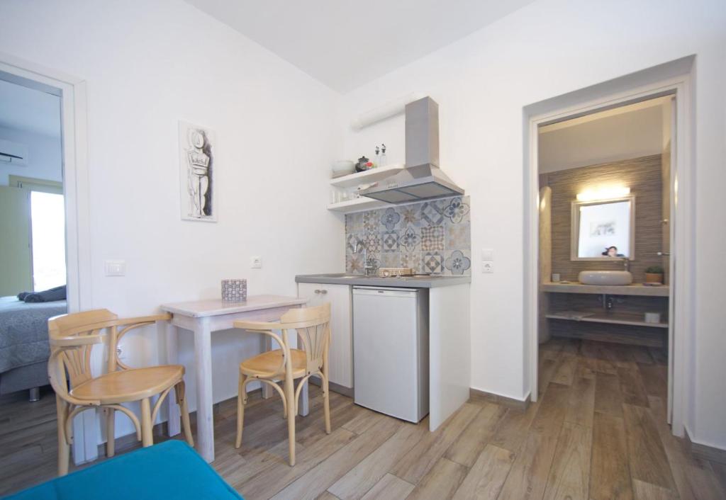 Diasino Apartments and Car Rental photo