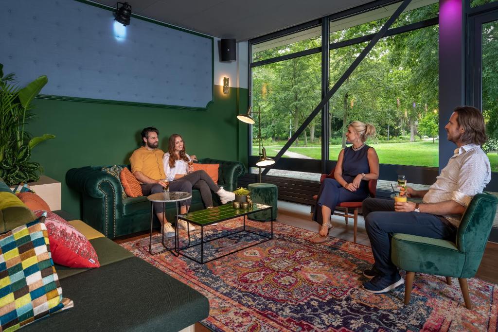 Bar/lounge