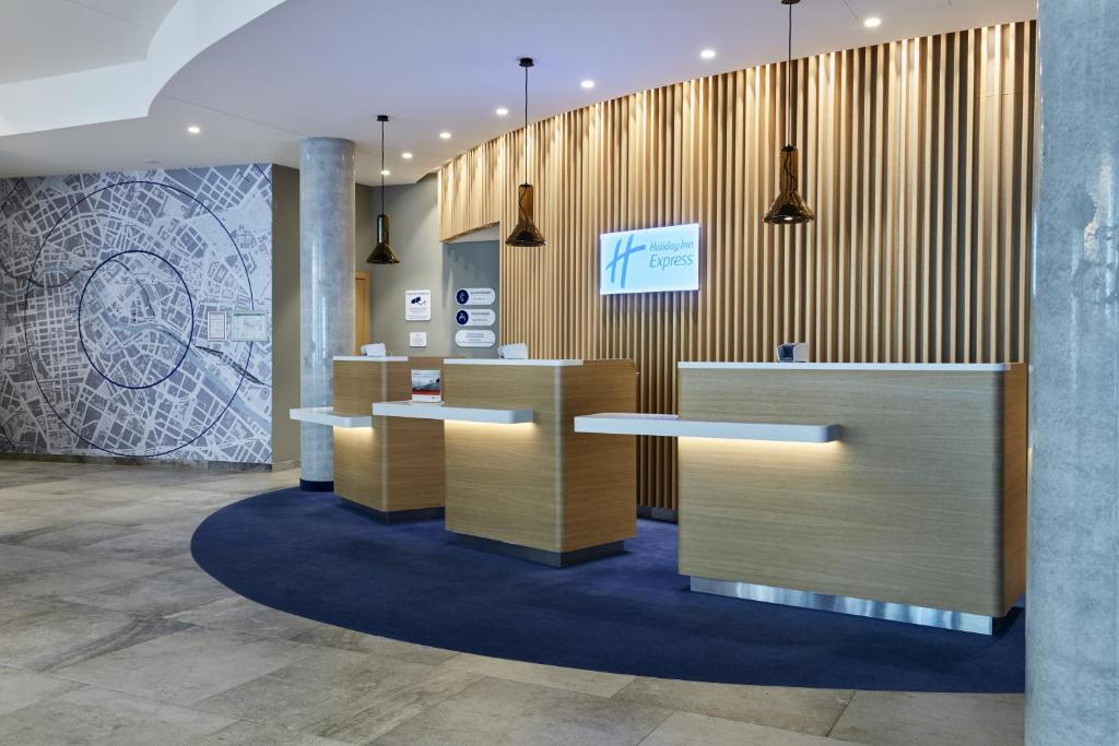Holiday Inn Express Berlin - Alexanderplatz photo