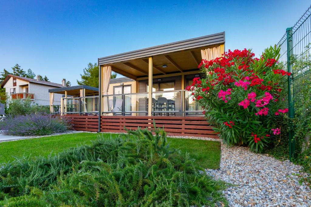 Mobile Homes Sanmar photo