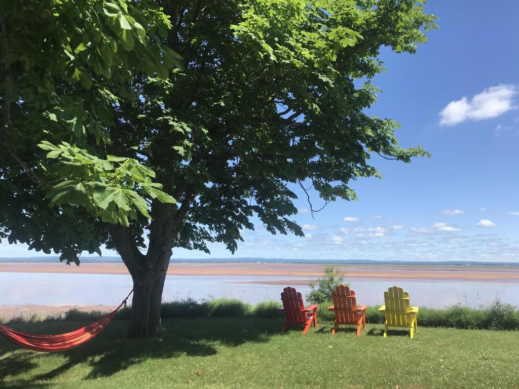 Cresthaven By the Sea photo