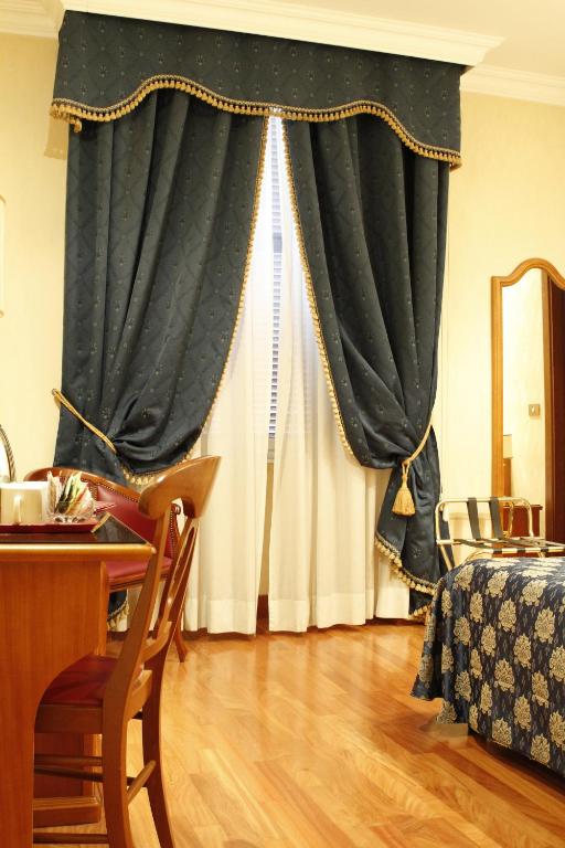 Hotel Room 3