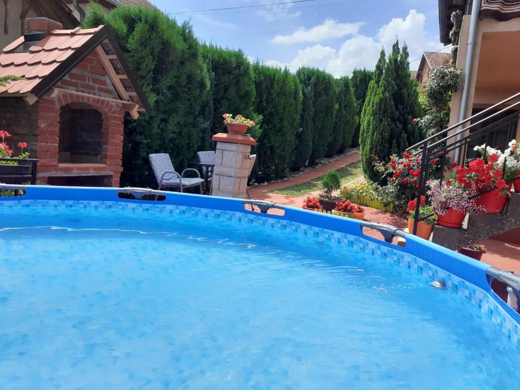 Apartmani "Helena" — Hotel in Arandjelovac