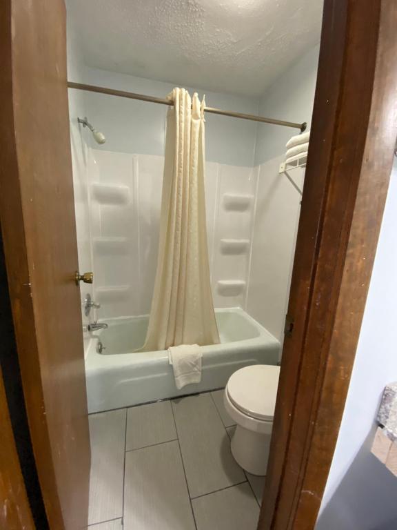 Bridgman Inn photo