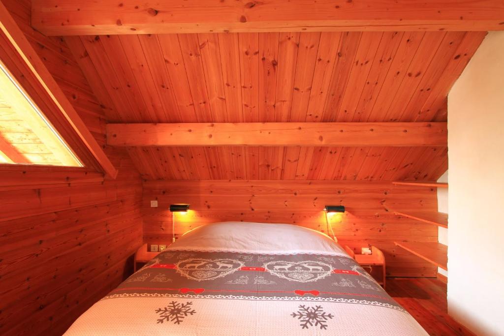 Chalet L'Eitièro hameau des Chazals Nevache Hautes Alpes - 2