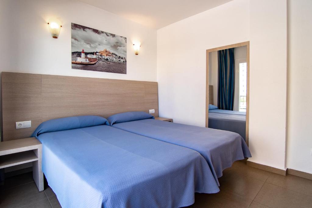Apartamentos Vistamar II photo