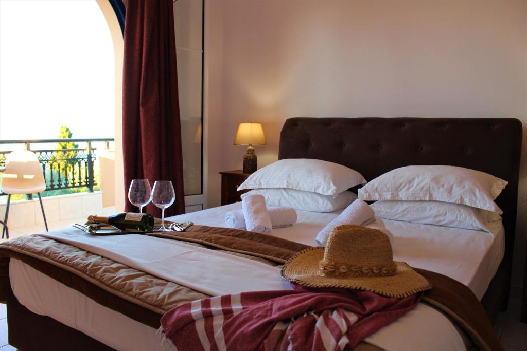 Facilities, Sofia Apartments in Koroni