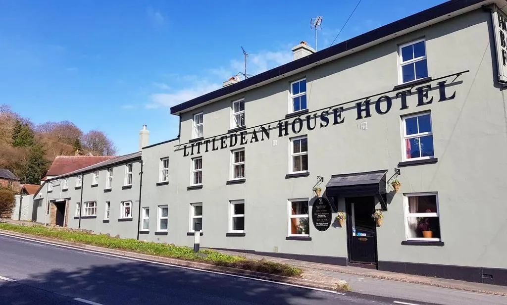 Littledean House Hotel, hotel in Cinderford