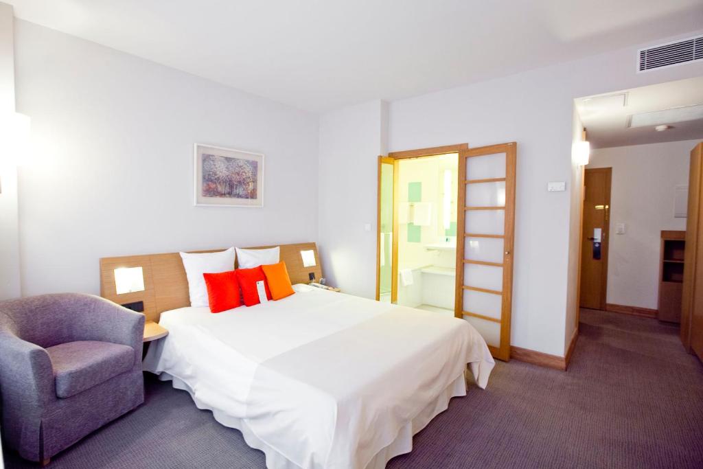 Novotel St Petersburg Centre Hotel photo