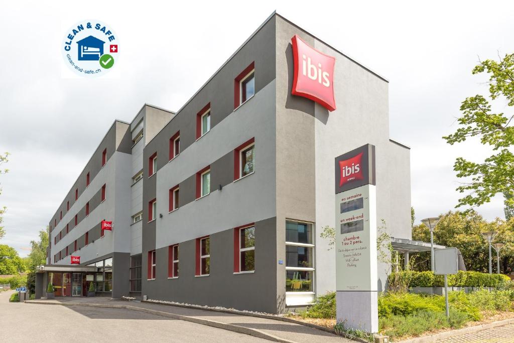 Ibis Geneve Aeroport Hotel photo