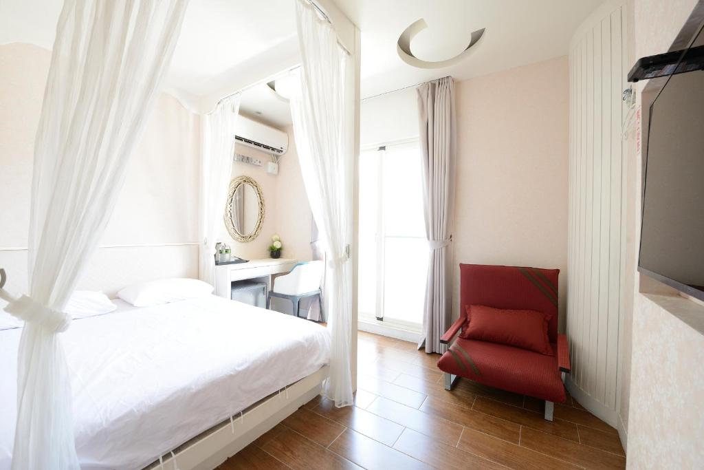 Kenting Central, Kchen-ting