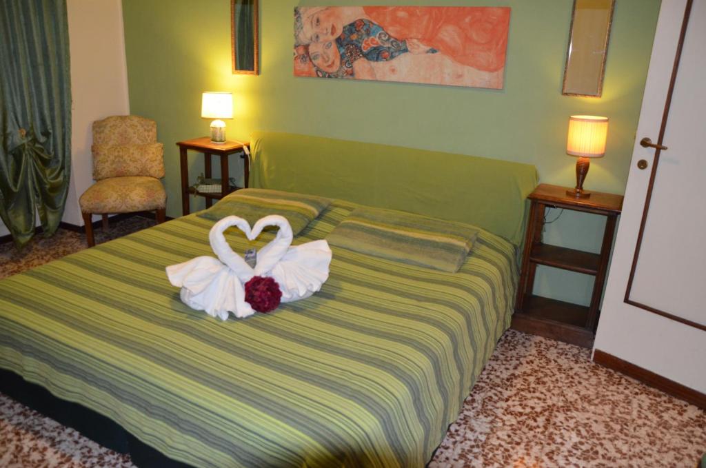 Green Quercia Apartment — Hotel in Como