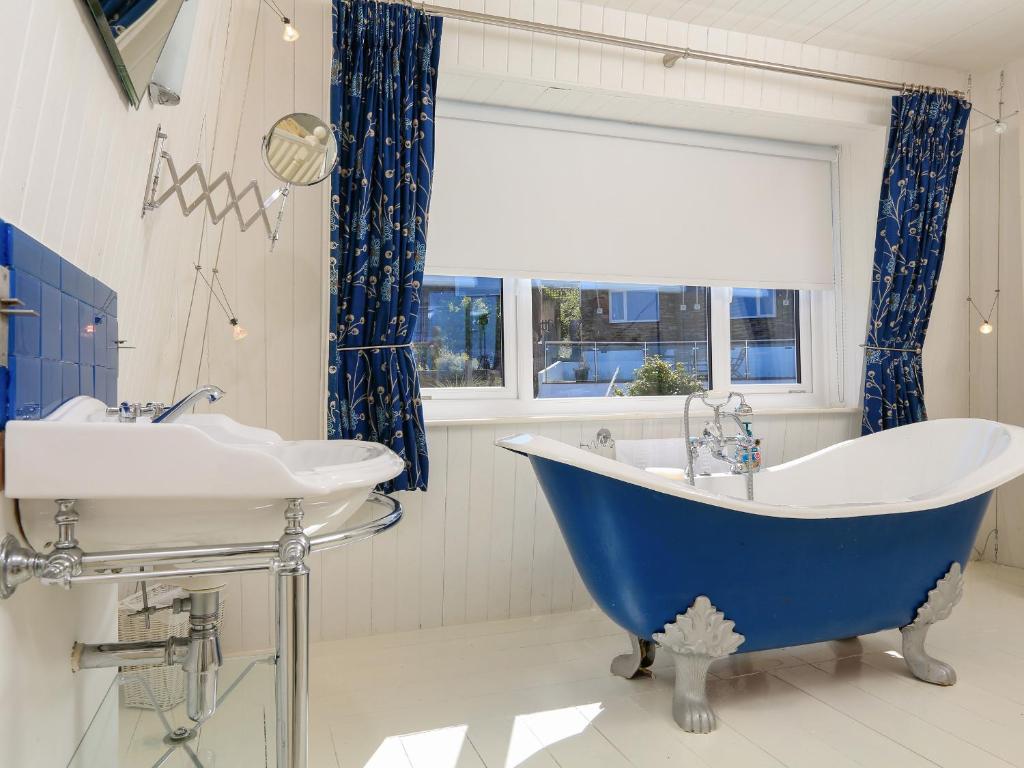 Wedgwood, Salcombe photo 2
