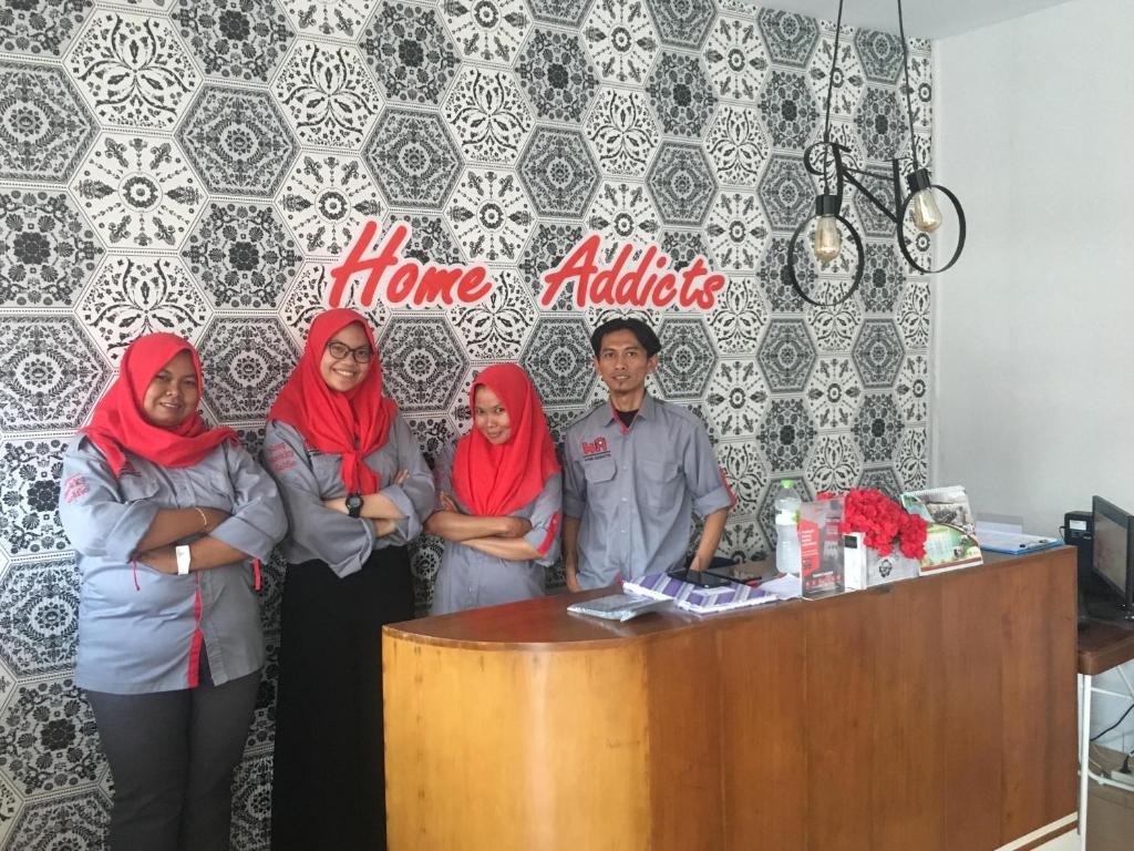 Home Addicts Hostel Yogyakarta photo