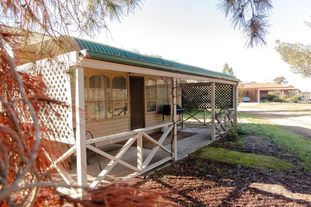 Murrayview Guest House in Tailem Bend, Australia reviews, prices of Hotels