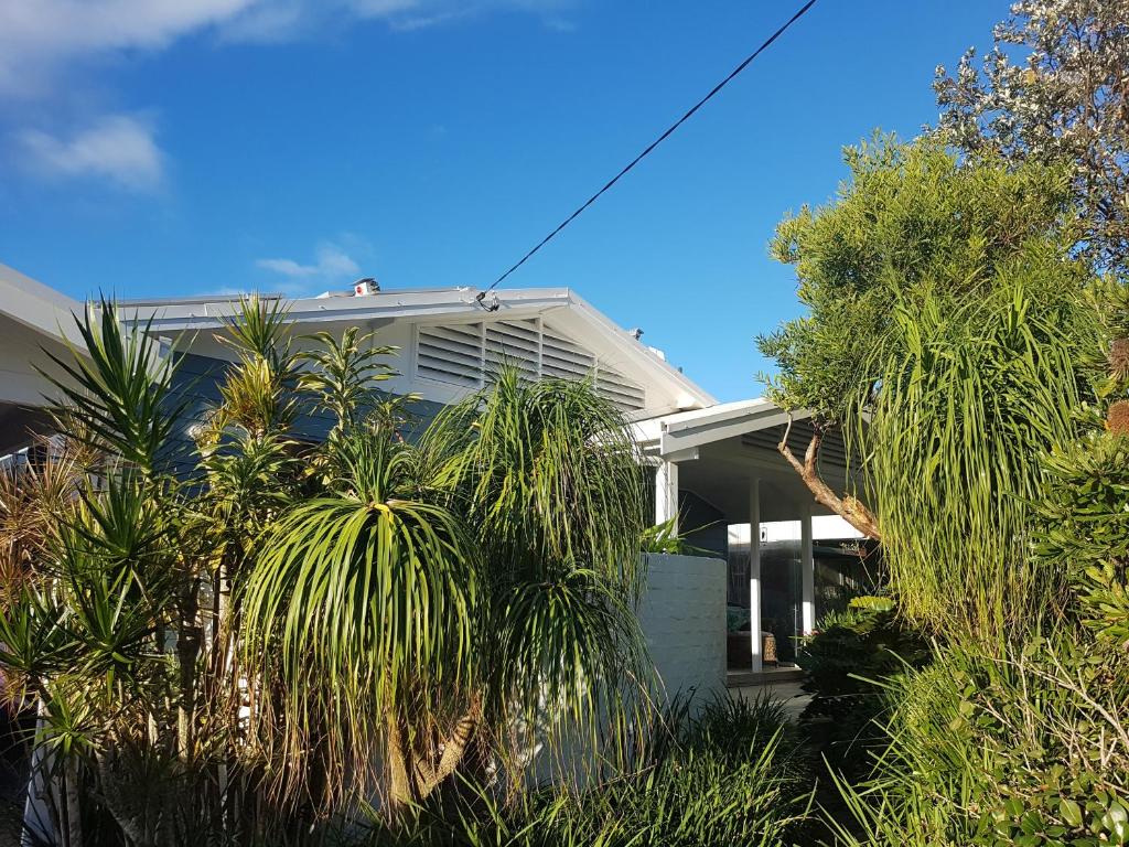 Twenty on Lake, North Avoca